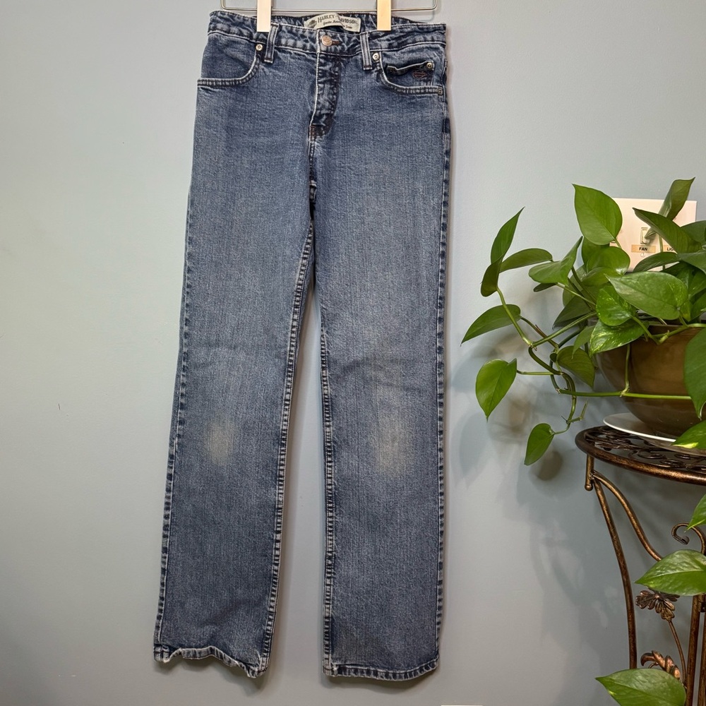 Harley Davidson Mid Rise Bootcut Blue Jeans. Women’s 4 (actual 27x31)